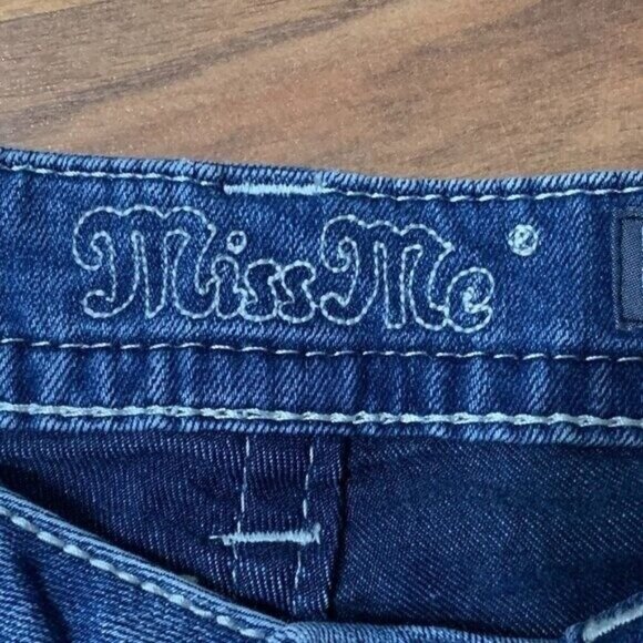 Miss Me Signature Bootcut Jean Low Rise Embroidered Beaded Denim Pant 30" - Picture 9 of 16